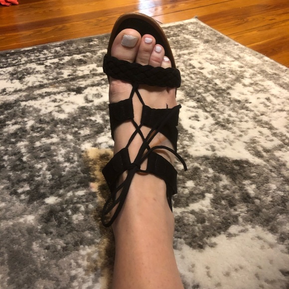 Black suede lace up heeled sandals - Picture 7 of 8